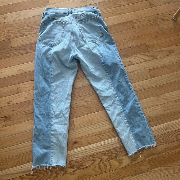 Abercrombie and Fitch Ultra High Rise Light Wash Jeans - Picture 3 of 4